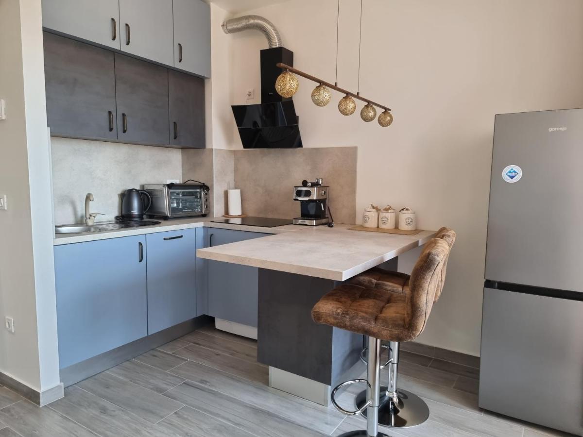 Booking Beautifull Studio Apartment Bell With Balcony And Sea View In زادار المظهر الخارجي الصورة